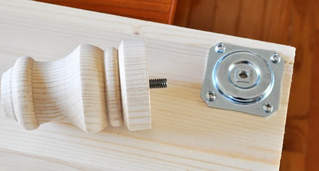 نحوه اتصال پایه چوبی چگونه است؟